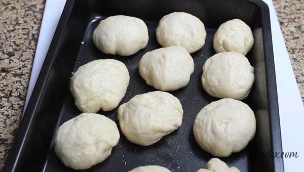 2f-knead-dough.jpg