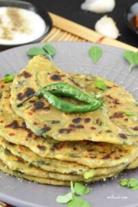 Methi Lahsun Paratha