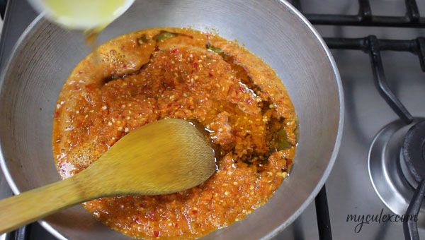 hot chili garlic sauce