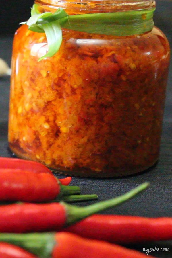 hot fresh chili garlic sauce