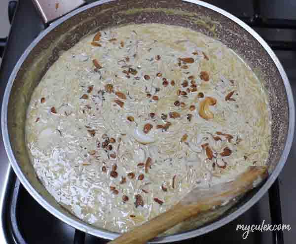 Sheer Khurma Add dates, raisins, charoli and dry nuts. Combine well.