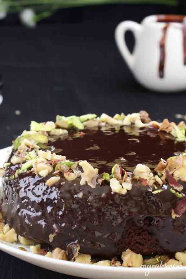 Rustic Chocolate Cake with Ganache