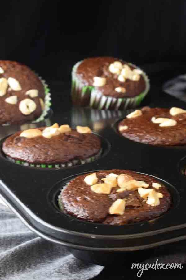 Chocolate Muffins Recipe | Eggless Chocolate Muffins