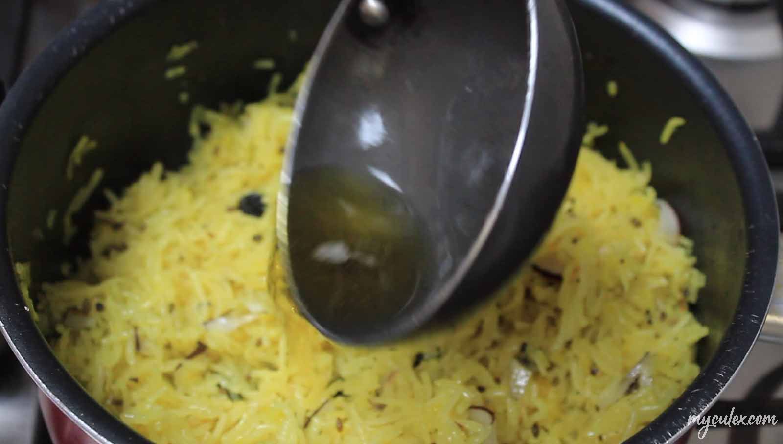 2 Tairi (Tahiri- Tayri -Tehri) | Sindhi Sweet Ricepour ghee