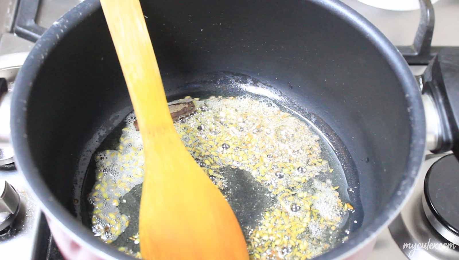 1 add oil and spice Tairi (Tahiri- Tayri -Tehri) | Sindhi Sweet Rice