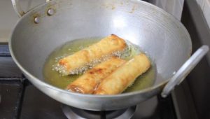 fry spring roll