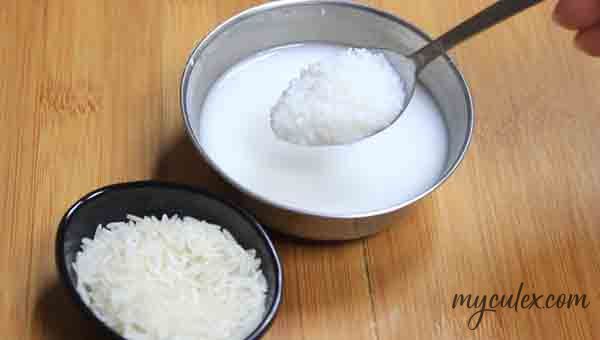 1. Make a paste of soaked rice with water.