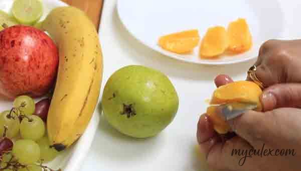 1. Peel and cut nectarine and pear.