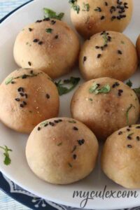 baked paneer naan bomb